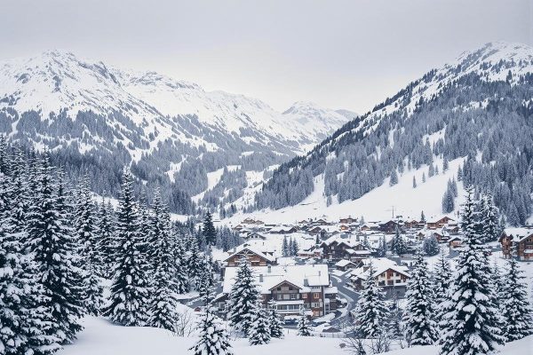 C’est officiel : jusqu’à 18 cm de neige prévus dans ces territoires français, les estimations de Météo France.jpg