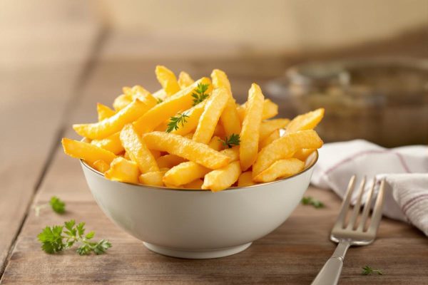 Depuis que je fais ça, mes frites Airfryer sont parfaites : je vous dévoile l'astuce de l’eau chaude.jpg